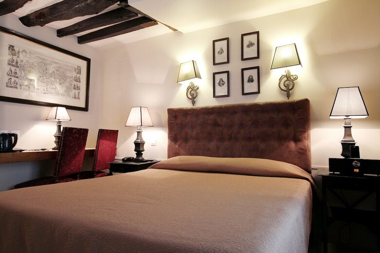 Hotel H�tel Saint-louis Marais