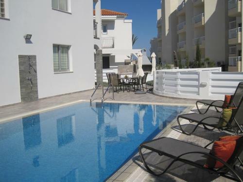 Polyxenia Isaak Pelagos Villa