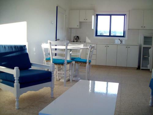 Flokkas Hotel Apartments