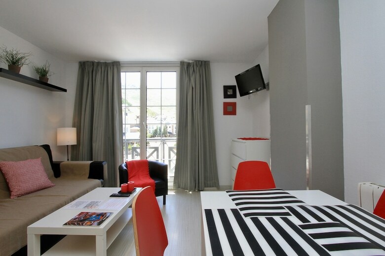 Apartamentos Inside Plaza Sierra Nevada