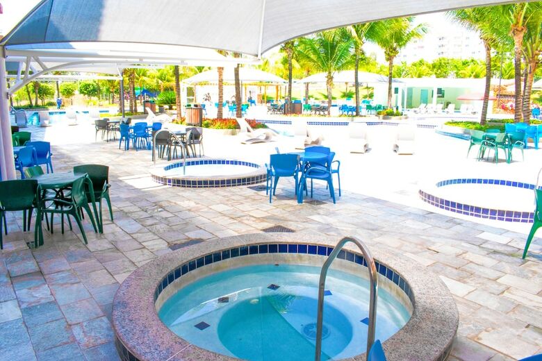 Lagoa Quente Hotel