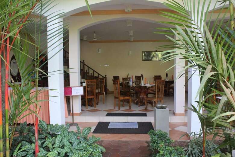 Hotel Bentota Village