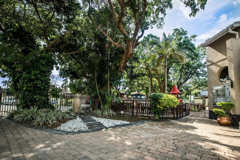 Apartamentos First Group Lake View Cabanas