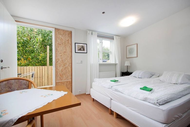Hotel Guesthouse Hv�t�