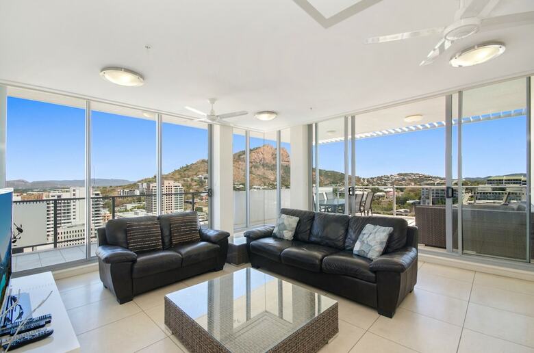 Direct Hotels ? Dalgety Apartments