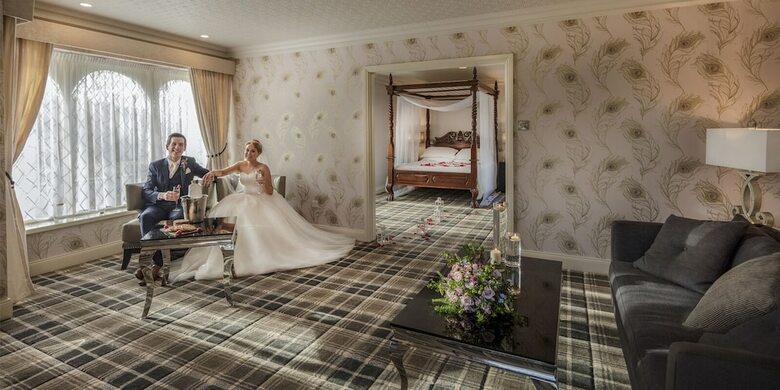 Treacys Oakwood Hotel
