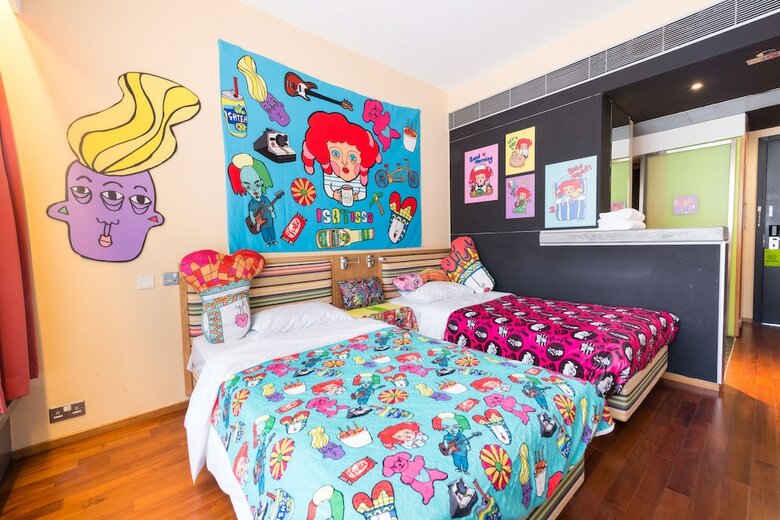 Hotel Y Loft Youth Square