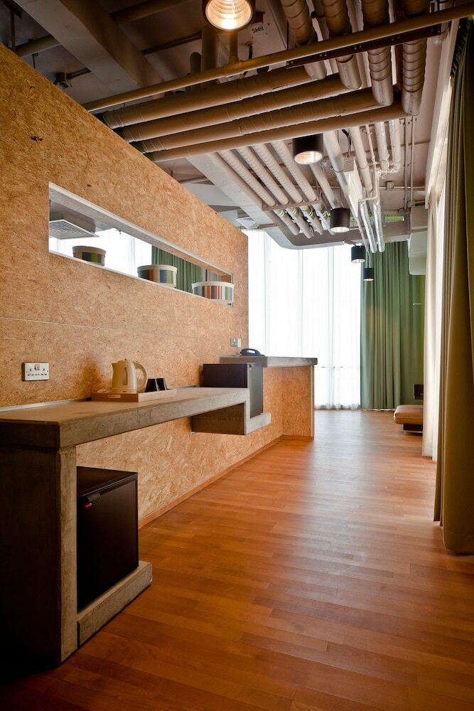 Hotel Y Loft Youth Square