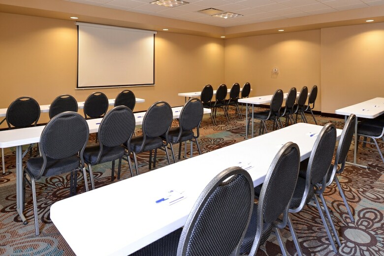 Hotel Holiday Inn Express & Suites Globe