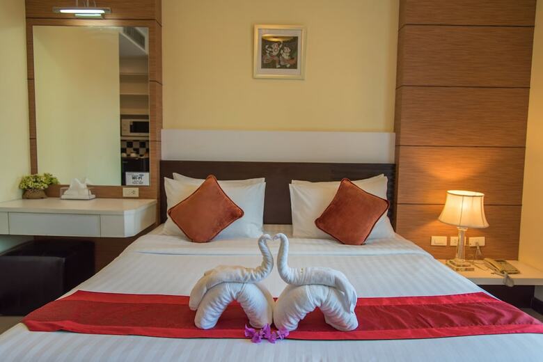 Hotel Phuket Jula Place