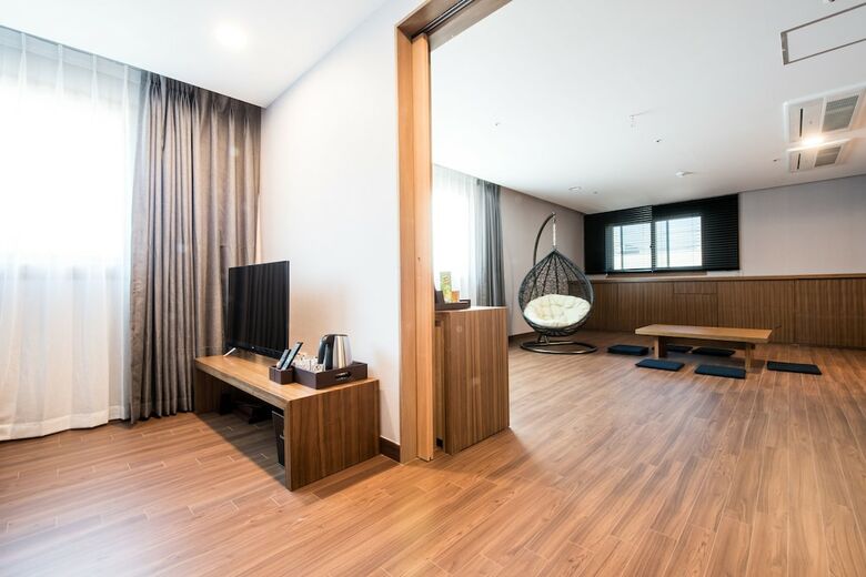 Hostal Silla Boutique Hotel Premium
