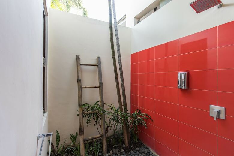 Hotel Bali Ginger Suites And Villa