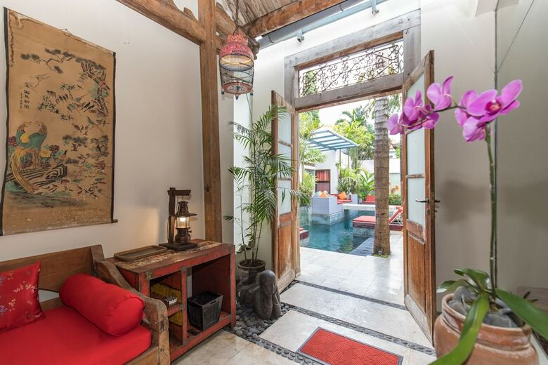 Hotel Bali Ginger Suites And Villa