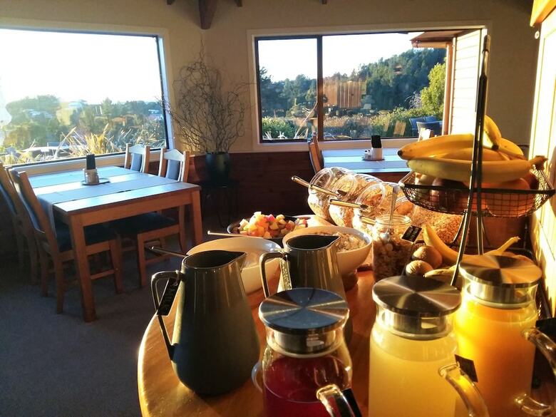 Hotel Kimi Ora Eco Resort