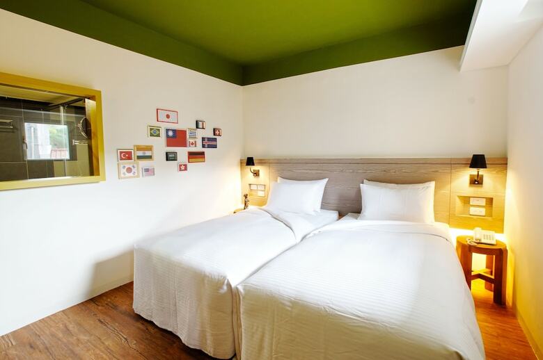 Papersun Hotel