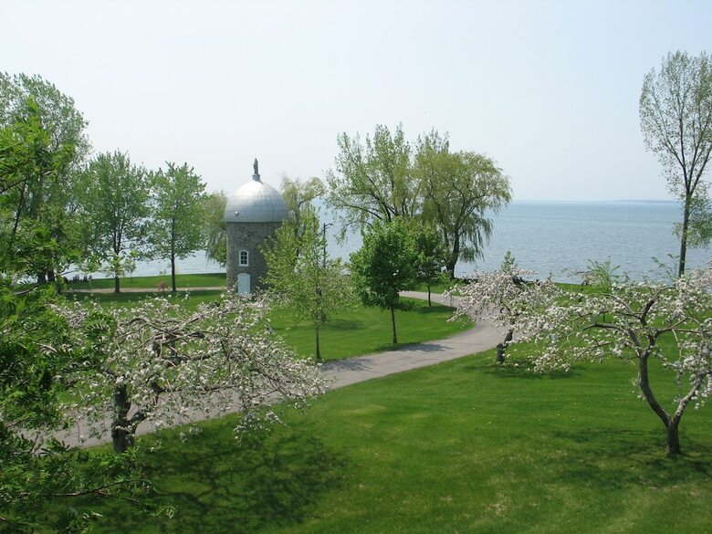 Hotel Manoir D'youville