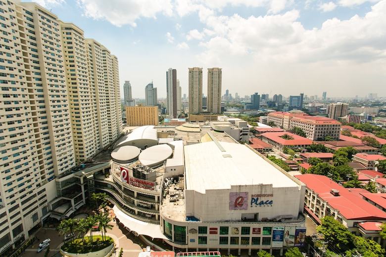 Jmm Grand Suites