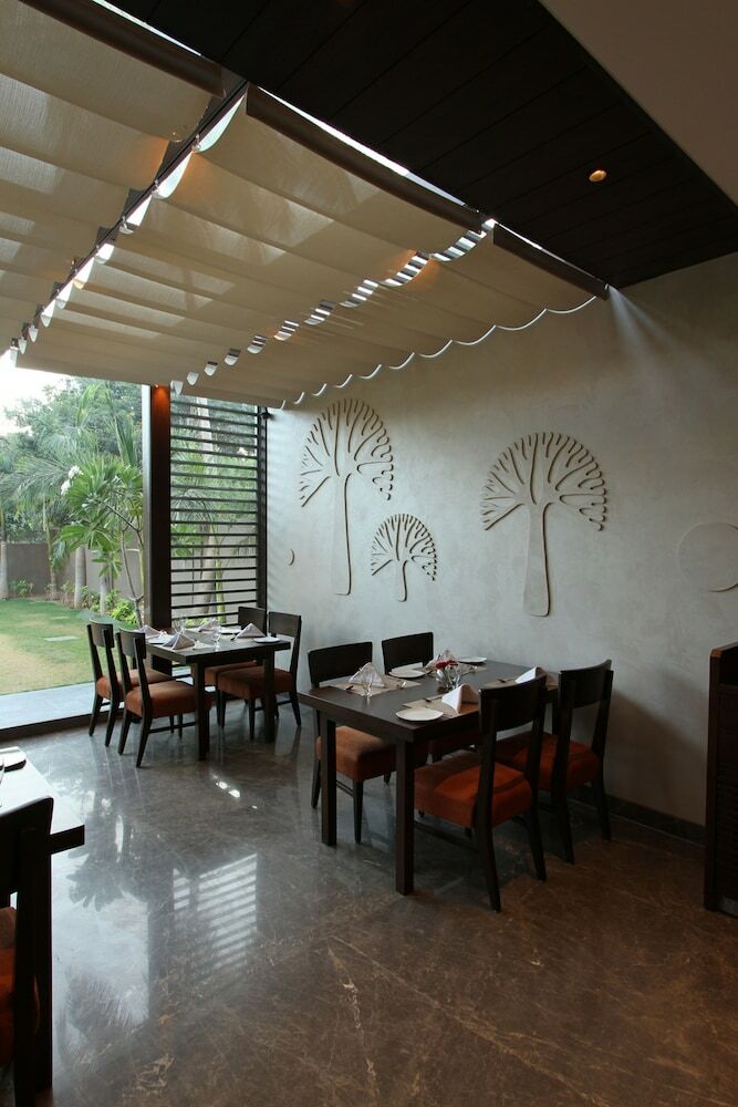 Hotel Express Residency