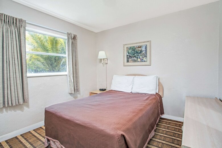 Motel Super 8 By Wyndham Kissimmee