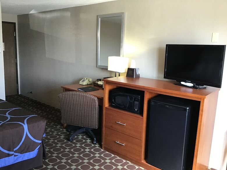 Motel Super 8 By Wyndham Miles City