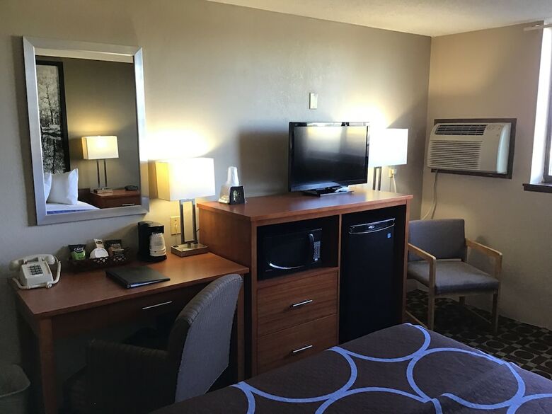 Motel Super 8 By Wyndham Miles City