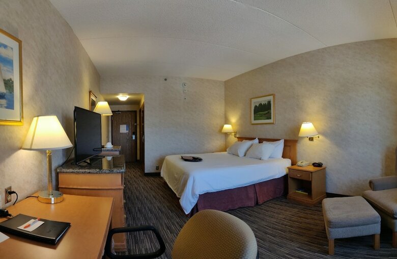 Hotel Humphry Inn & Suites