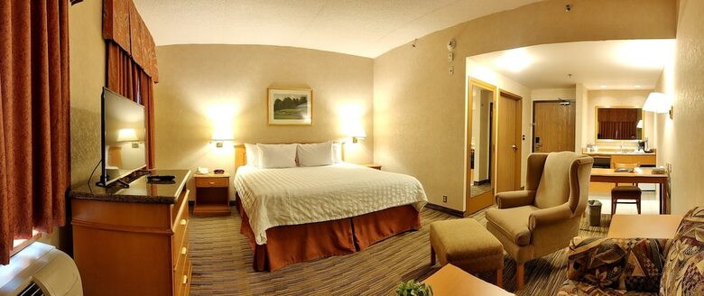 Hotel Humphry Inn & Suites