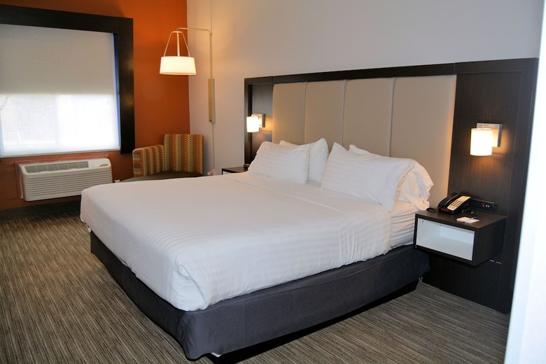 Hotel Holiday Inn Express And Suites