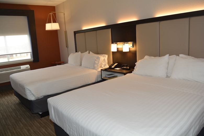 Hotel Holiday Inn Express And Suites