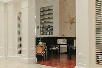 Hotel Casa Colonial Beach & Spa