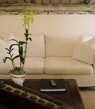 Hotel Casa Colonial Beach & Spa