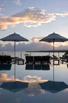 Hotel Casa Colonial Beach & Spa