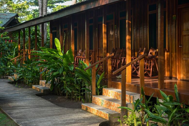 Hotel Laguna Lodge