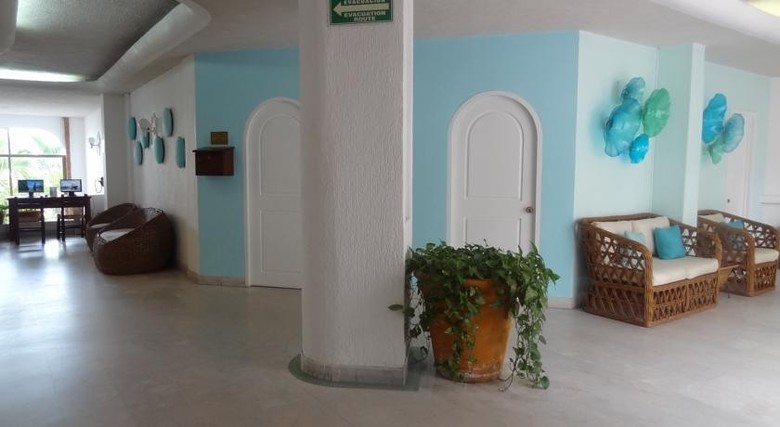 Emperador Vallarta Beachfront Hotel And Suites