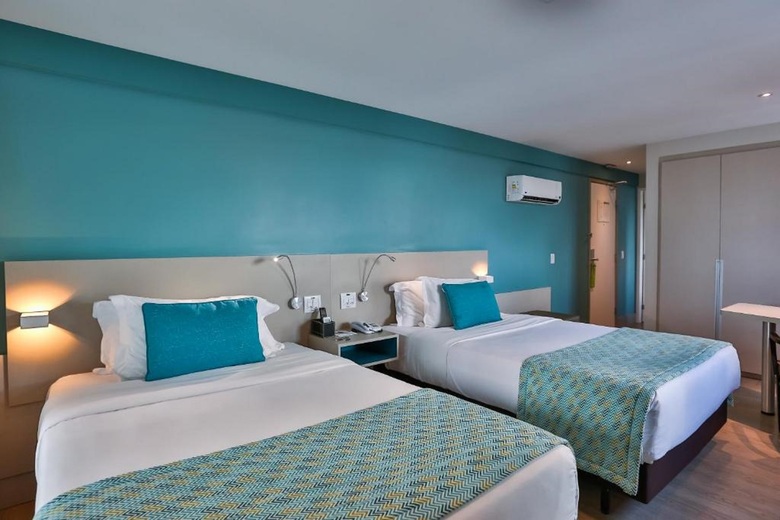 Hotel Beach Class Suites Recife