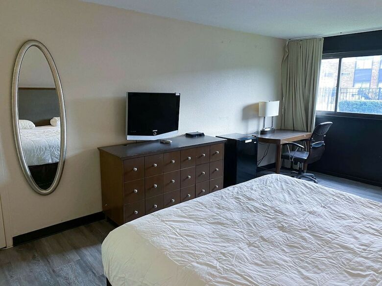 Hotel Quality Inn Rochester Airport