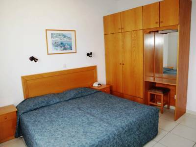 Maistrali Hotel Apartments & Bungalows