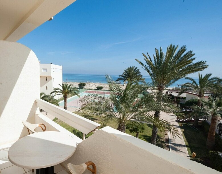 Abou Sofiane Hotel Families And Couples