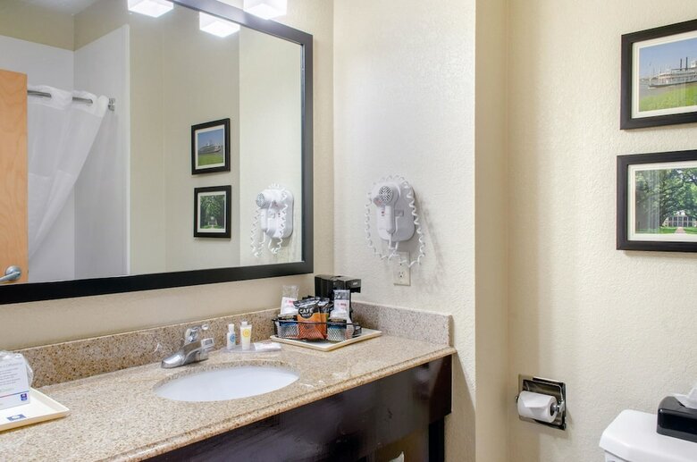 Hotel Comfort Inn & Suites Covington - Mandeville