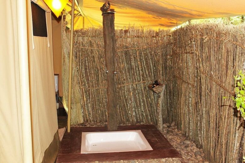 Mara Ngenche Safari Camp