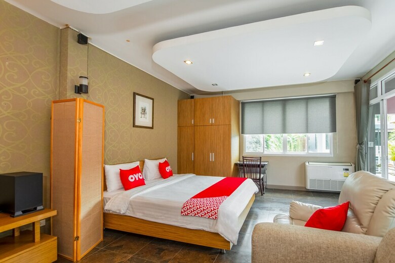 Hotel Oyo 301 Sivana Place