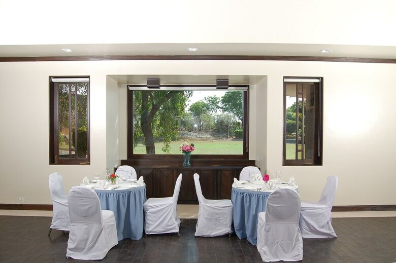 Hotel The Meadows Resort And Spa