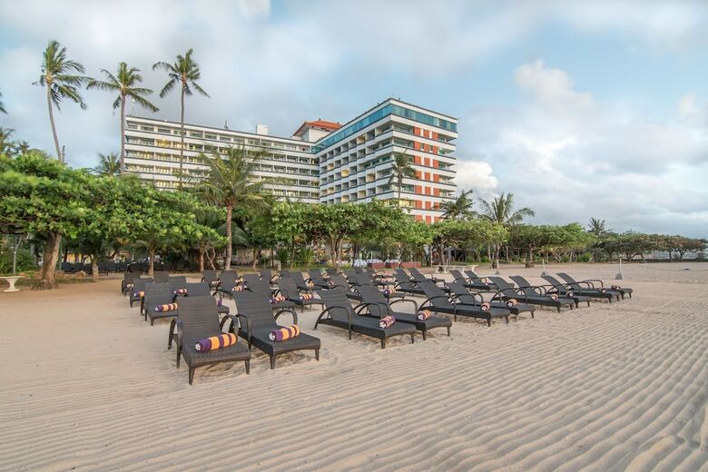Hotel Inna Grand Bali Beach