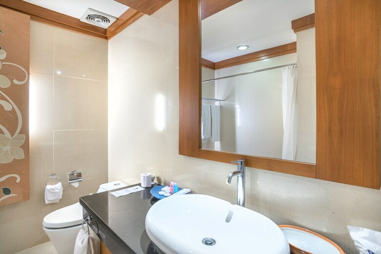 Hotel Inna Grand Bali Beach