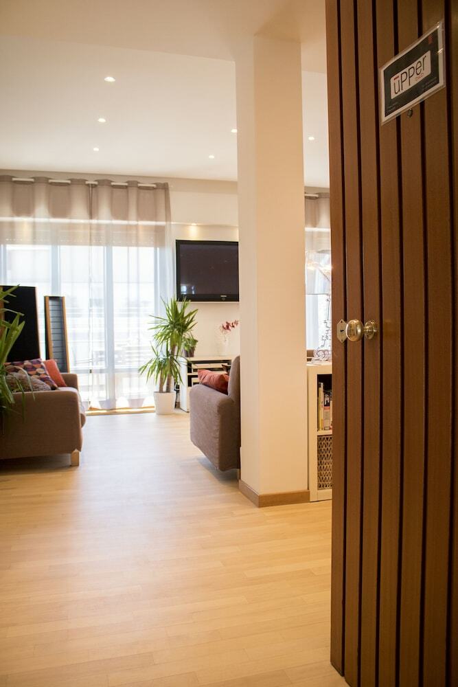 Upper B&B