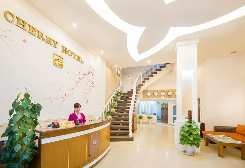 Cherry Hotel 2