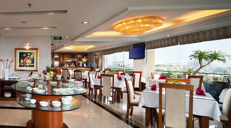 Luxeden Hotel