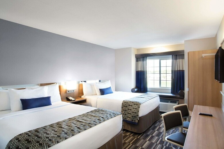 Hotel Microtel By Wyndham Vernal / Naples