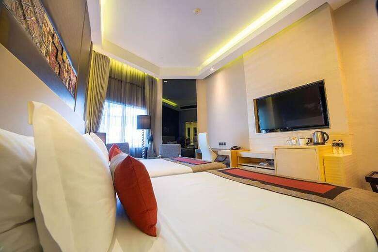 Graceland Bangkok Hotel