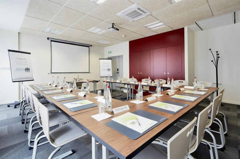Hotel Campanile Annemasse Gare - Gen�ve
